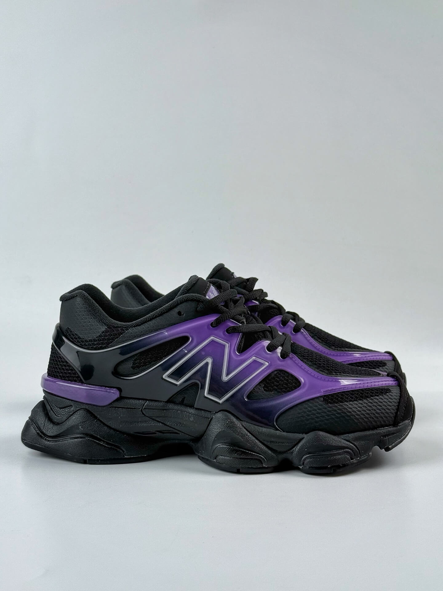 Black Friday - Joe Freshgoods x NB 9060 Rose